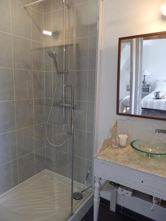 Au Presbytere De Dagmar Erbrée Quarto foto